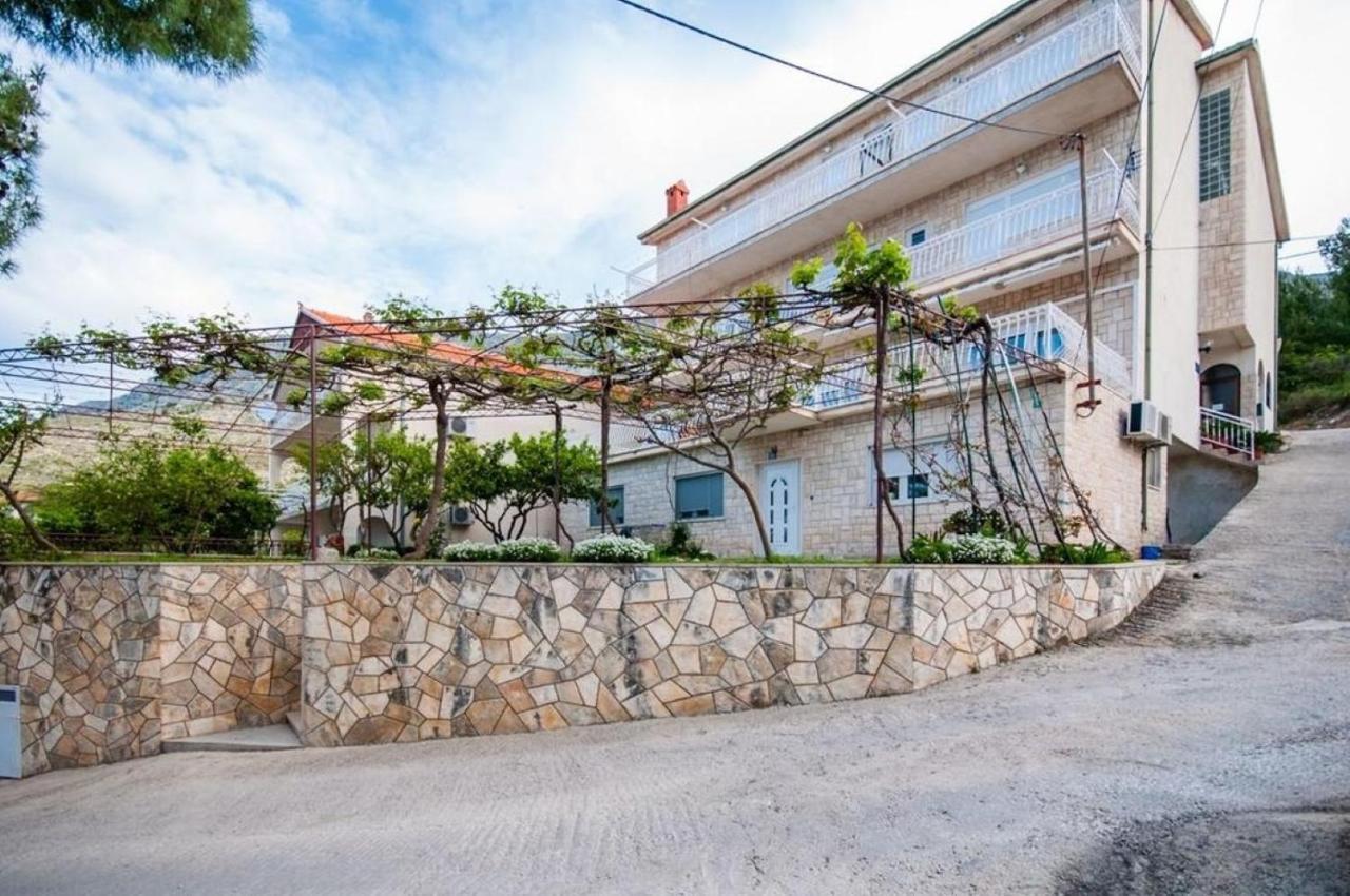 Apartments Ante - 150M From The Sea Duce Exterior photo