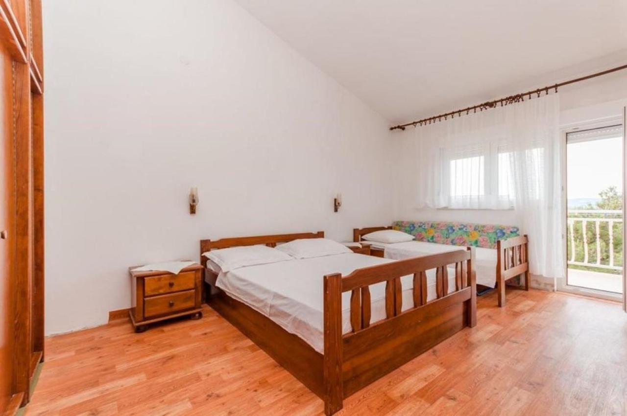 Apartments Ante - 150M From The Sea Duce Exterior photo